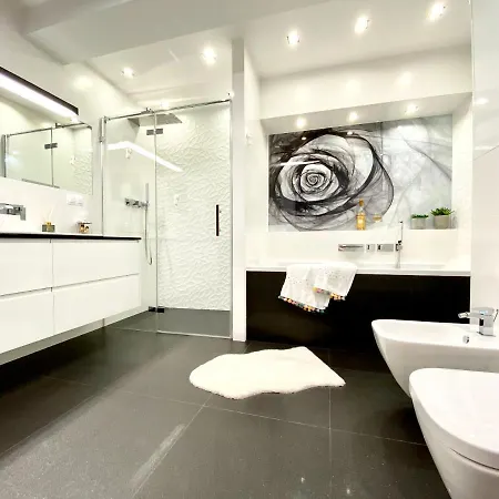 아파트 New Wave Big & Beautiful -parking *