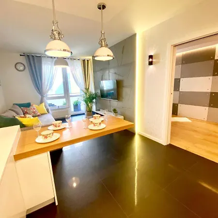 New Wave Big & Beautiful -parking 아파트 제수프